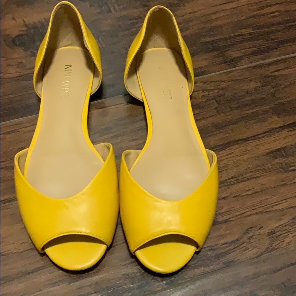 Nine West flats size 6